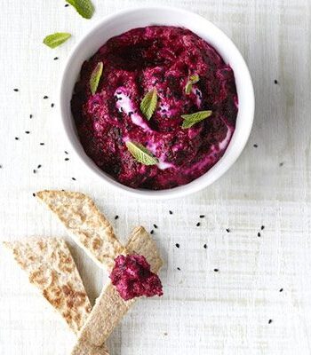 https://www.pontalo.net - Beetroot & mint dip