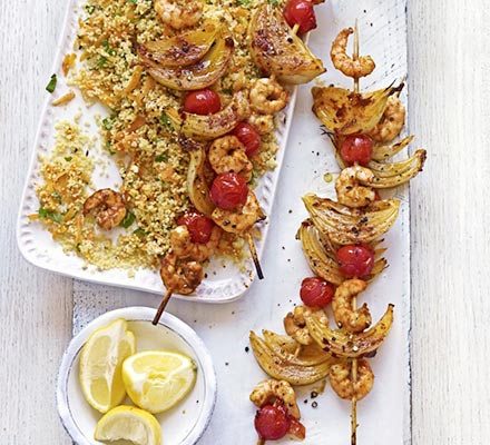 https://www.pontalo.net - Harissa prawn skewers with carroty couscous