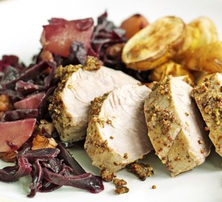 https://www.pontalo.net - Pork with braised red cabbage & pears