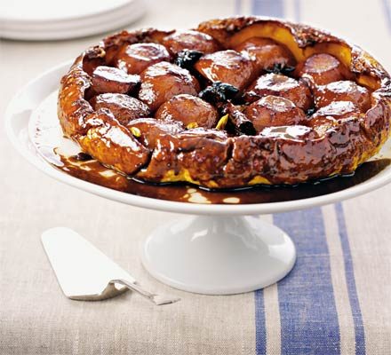 https://www.pontalo.net - Pear tarte tatin