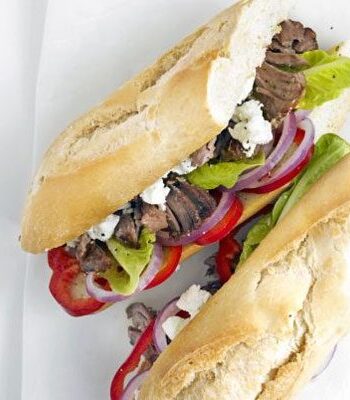 https://www.pontalo.net - Greek lamb baguette