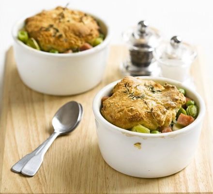 https://www.pontalo.net - Ham & leek cobbler