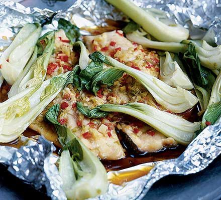 https://www.pontalo.net - Thai-style steamed fish