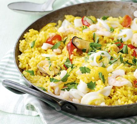 https://www.pontalo.net - Spanish seafood rice