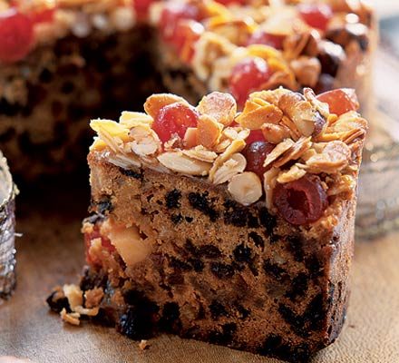 https://www.pontalo.net - Festive fruit & nut cake