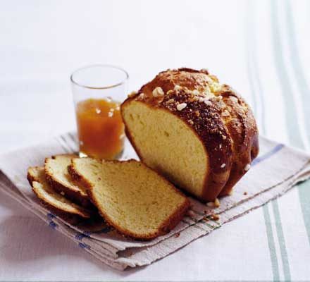 https://www.pontalo.net - Easy Easter brioche