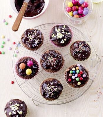 https://www.pontalo.net - Chocolate fudge cupcakes