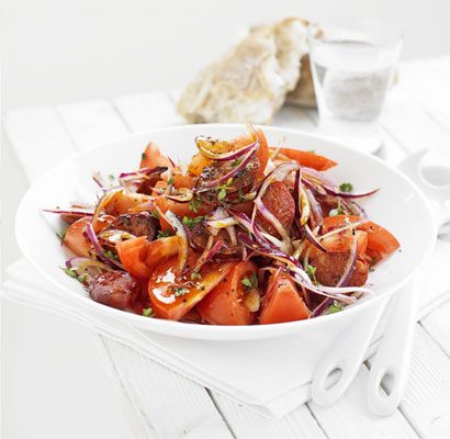 https://www.pontalo.net - Chorizo & tomato salad