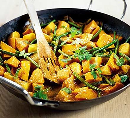 https://www.pontalo.net - Thai squash & pineapple curry