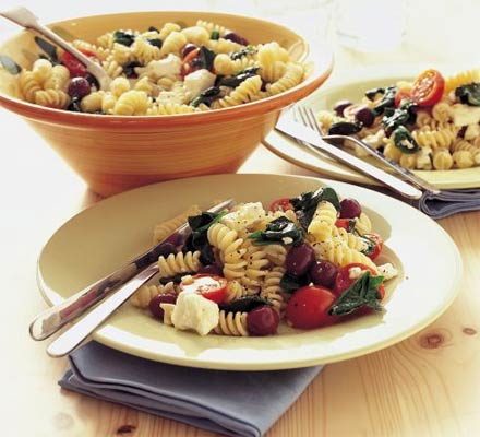 https://www.pontalo.net - Greek pasta salad