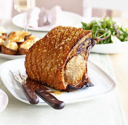 https://www.pontalo.net - Crisp roast pork with honey mustard gravy