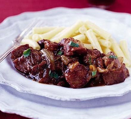 https://www.pontalo.net - Braised pork with prunes