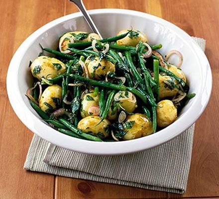 https://www.pontalo.net - Minted potato & green bean salad