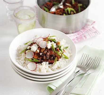 https://www.pontalo.net - Black bean chilli