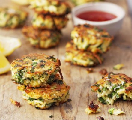 https://www.pontalo.net - Herb & spice paneer fritters