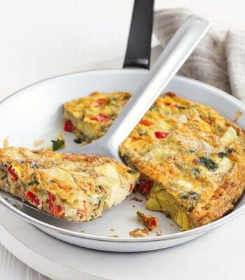 https://www.pontalo.net - Artichoke & roasted red pepper soufflé omelette