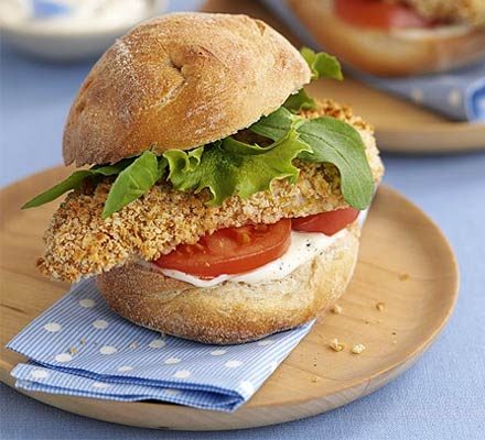 https://www.pontalo.net - Crisp chicken burgers with lemon mayo