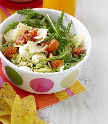 https://www.pontalo.net - Orzo & mozzarella salad