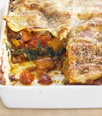 https://www.pontalo.net - Roast pumpkin & spinach lasagne