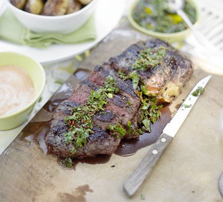 https://www.pontalo.net - Seared steak with chimichurri dressing