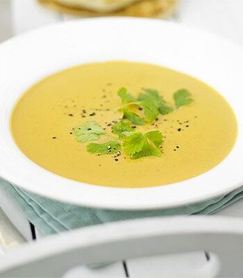 https://www.pontalo.net - Sweet potato and coconut soup