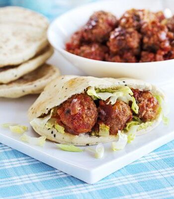 https://www.pontalo.net - Lamb & apricot meatballs