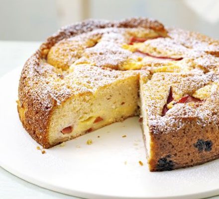 https://www.pontalo.net - Rhubarb & custard cake