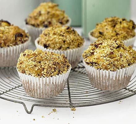 https://www.pontalo.net - Apple muffins with pecan topping