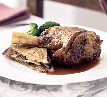 https://www.pontalo.net - Braised lamb shanks