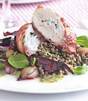 https://www.pontalo.net - Goat's cheese chicken with warm lentils & sweet beets