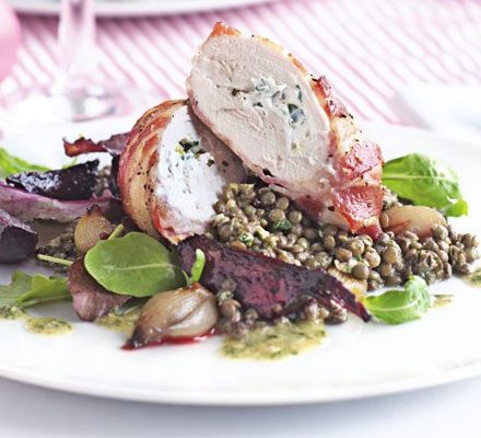 https://www.pontalo.net - Goat's cheese chicken with warm lentils & sweet beets