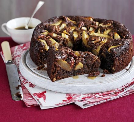 https://www.pontalo.net - Sticky pear & ginger cake