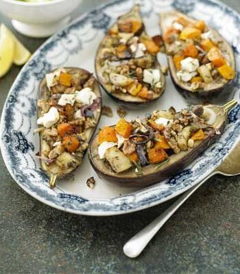 https://www.pontalo.net - Baked aubergine stuffed with roast pumpkin