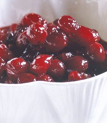 https://www.pontalo.net - Really simple cranberry sauce