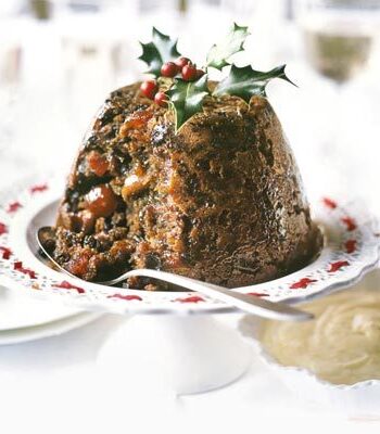 https://www.pontalo.net - Christmas pudding with citrus & spice