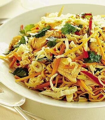 https://www.pontalo.net - Warm Thai chicken & noodle salad