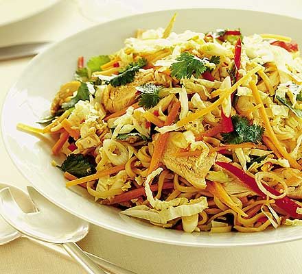 https://www.pontalo.net - Warm Thai chicken & noodle salad