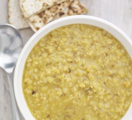 https://www.pontalo.net - Spicy red lentil soup with cheese chapatis