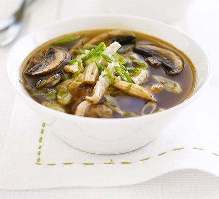 https://www.pontalo.net - Thai chicken & mushroom broth