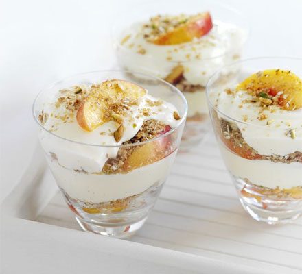 https://www.pontalo.net - Nectarine & pistachio crunch layers