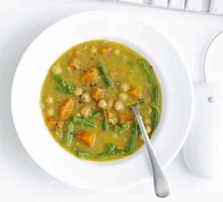 https://www.pontalo.net - Indian chickpea & vegetable soup