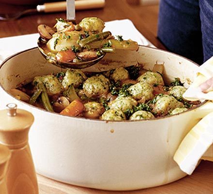 https://www.pontalo.net - Spring veggie casserole with little herb dumplings