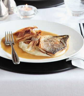 https://www.pontalo.net - Roast fillet of sea bass with parsnip purée & caramelised garlic