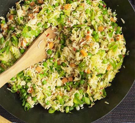 https://www.pontalo.net - Spicy vegetable egg fried rice