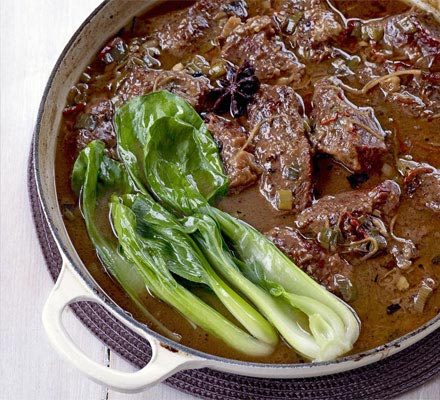 https://www.pontalo.net - Chinese-style braised beef one-pot