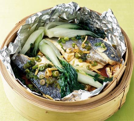 https://www.pontalo.net - Steamed bass with pak choi