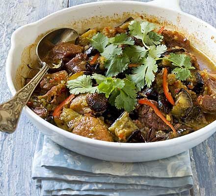 https://www.pontalo.net - Aubergine & pork hotpot