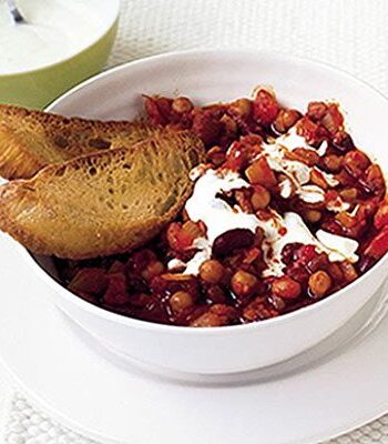 https://www.pontalo.net - Mixed bean goulash