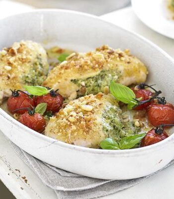 https://www.pontalo.net - Creamy pesto chicken