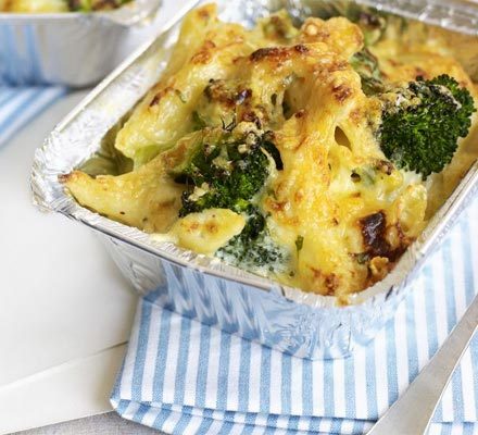 https://www.pontalo.net - Broccoli pasta bake